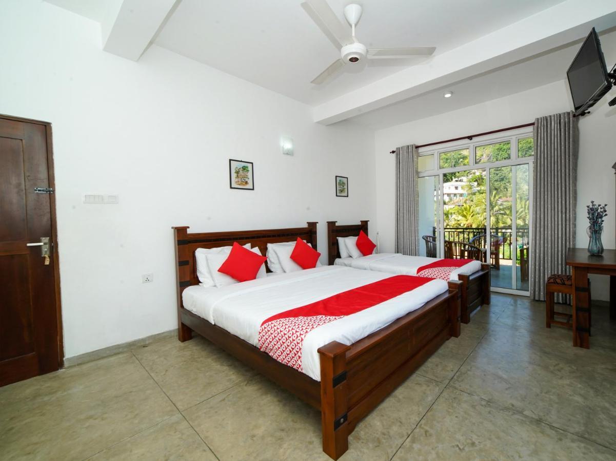 Oyo 555 Villa Dasuni Kandy Exterior foto