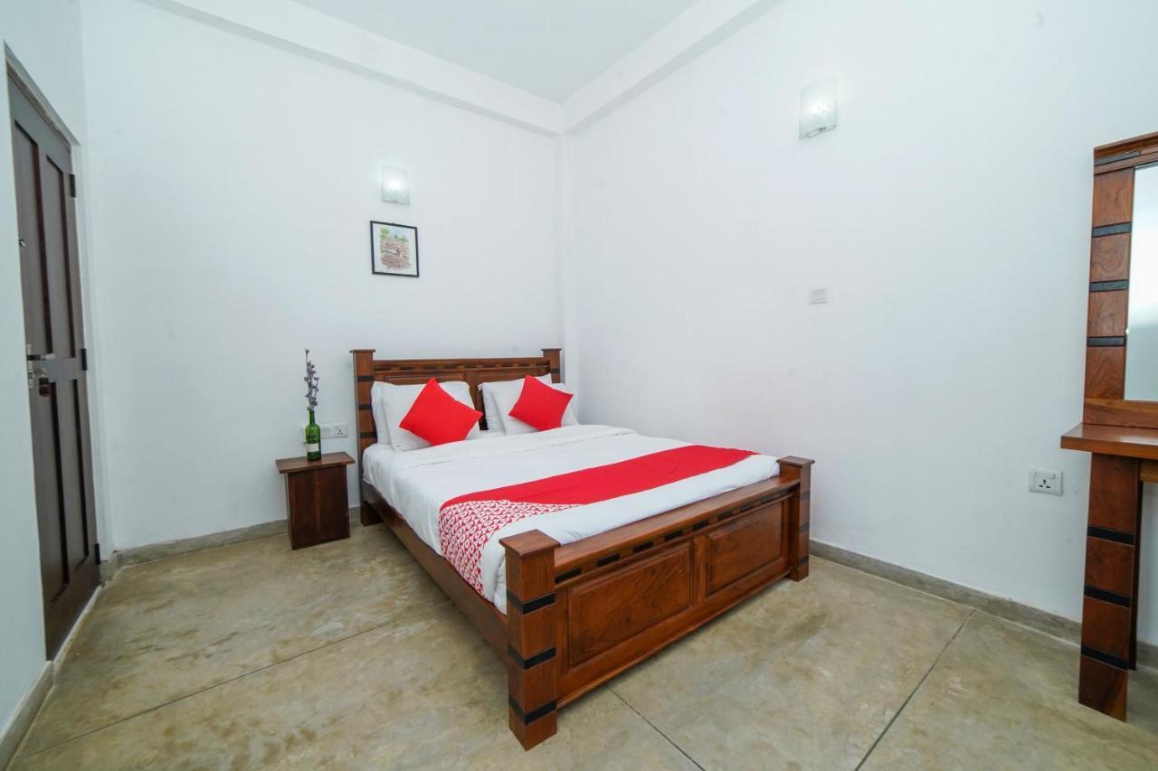 Oyo 555 Villa Dasuni Kandy Exterior foto